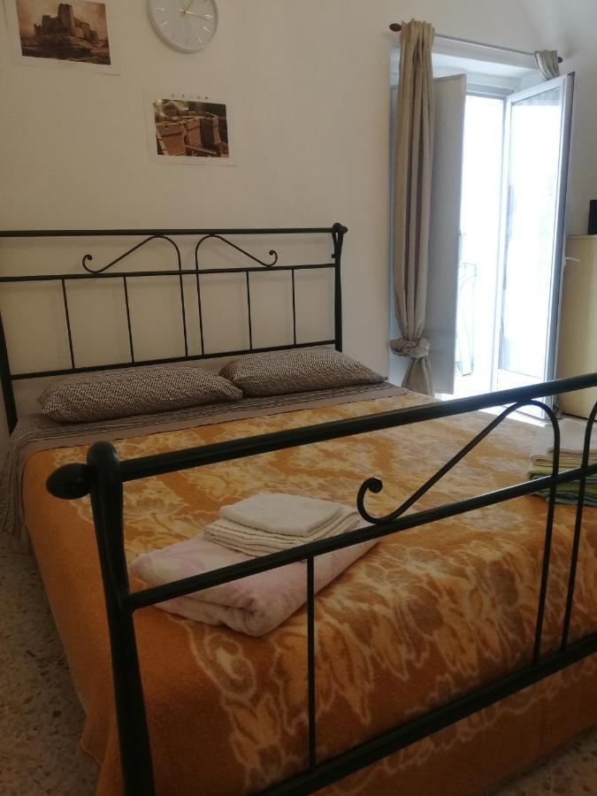 B&B Clelia Monte SantʼAngelo Buitenkant foto